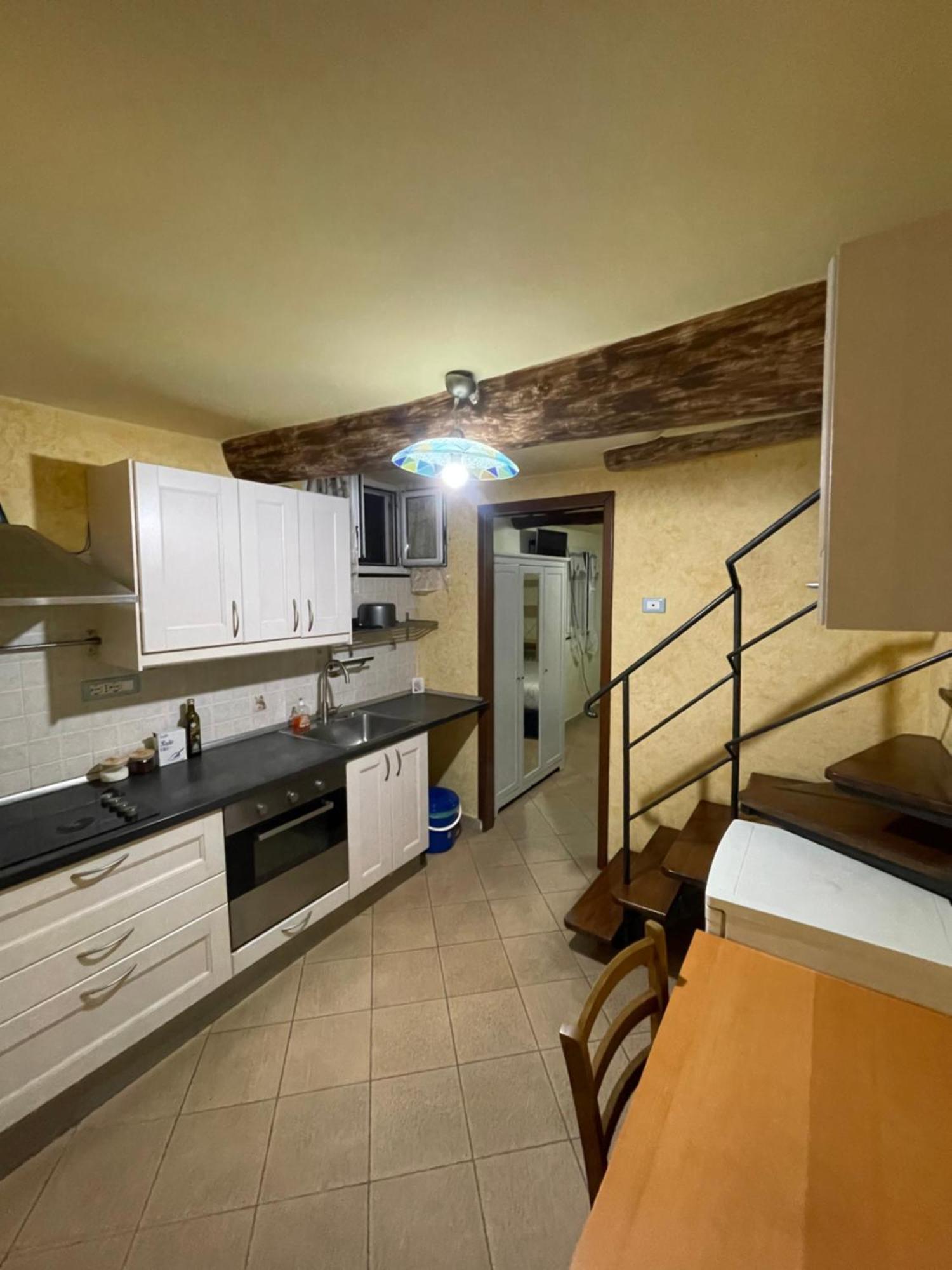 Bilocale Arredato Sestri Ponente Apartman Genova Kültér fotó